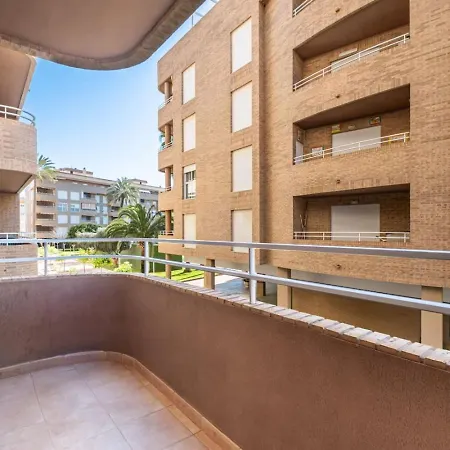 & Pool - Modern Flat Near The Port With Parking Apartment