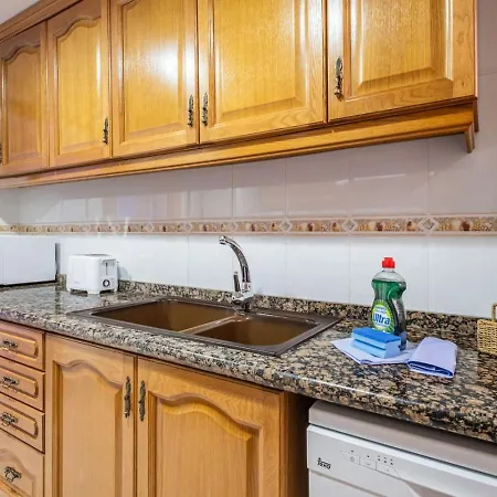 & Pool - Modern Flat Near The Port With Parking Daire