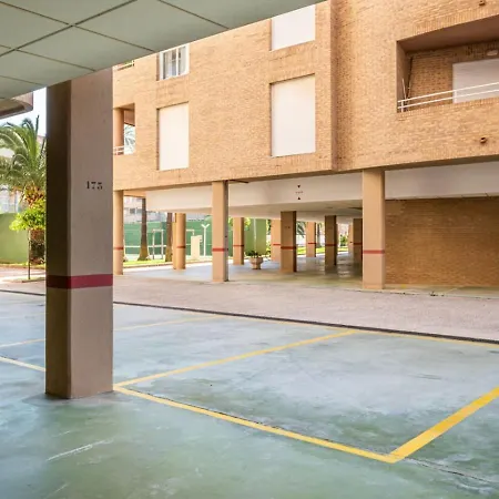 & Pool - Modern Flat Near The Port With Parking Daire